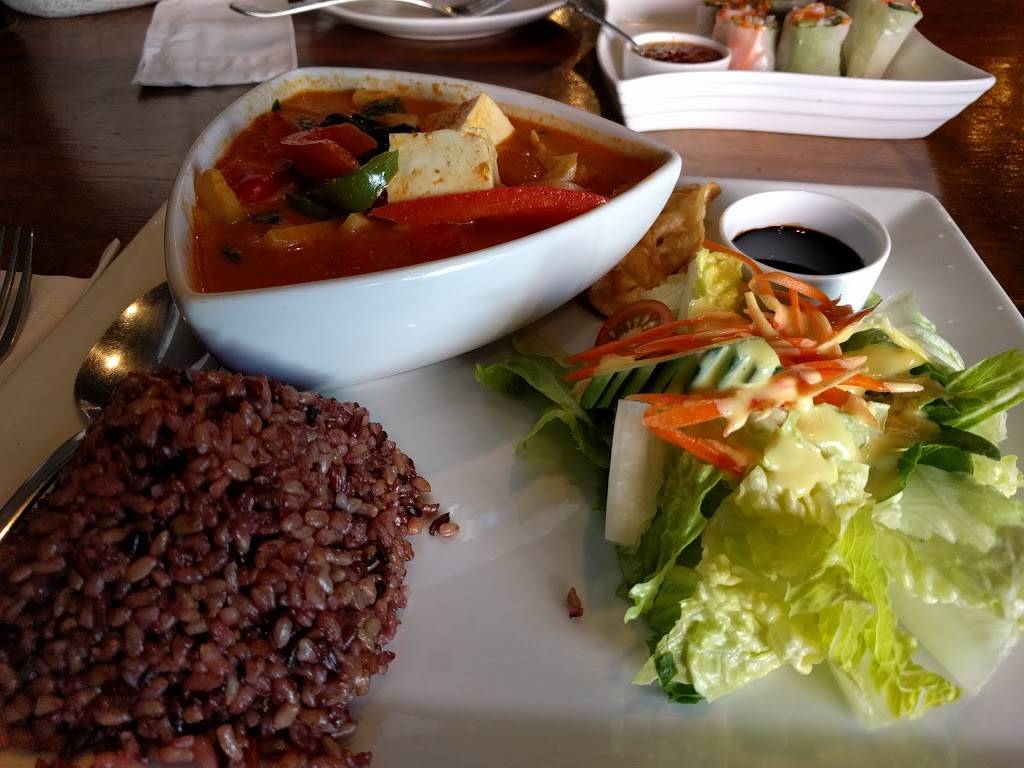 Gala Thai | restaurant | 11040 W Magnolia Blvd, North Hollywood, CA 91601, USA | 8182001714 OR +1 818-200-1714