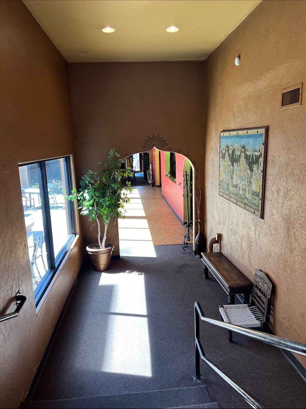 Taj Mahal Restaurant and Lounge | restaurant | 124 N Montezuma St, Prescott, AZ 86301, USA | 9284455752 OR +1 928-445-5752