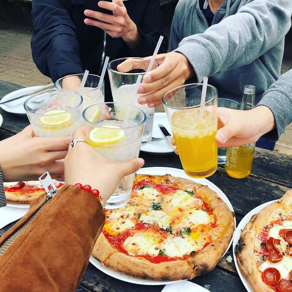 Cafe Reyes | restaurant | 11101 CA-1, Point Reyes Station, CA 94956, USA | 4156639493 OR +1 415-663-9493