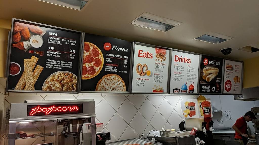 Pizza Hut Express | meal takeaway | 10201 Hagen Ranch Rd, Boynton Beach, FL 33437, USA | 5617346946 OR +1 561-734-6946