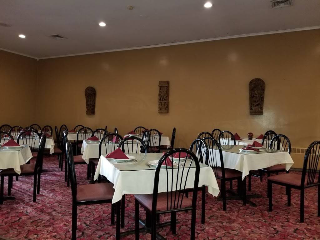 India House Restaurant | restaurant | 998 S Clinton Ave, Rochester, NY 14620, USA | 5854610880 OR +1 585-461-0880