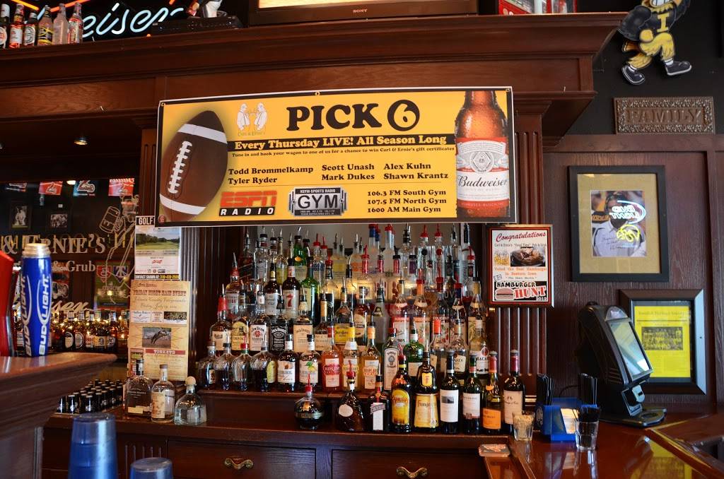 Carl & Ernies Pub | restaurant | 161 IA-1, Iowa City, IA 52246, USA | 3193374422 OR +1 319-337-4422