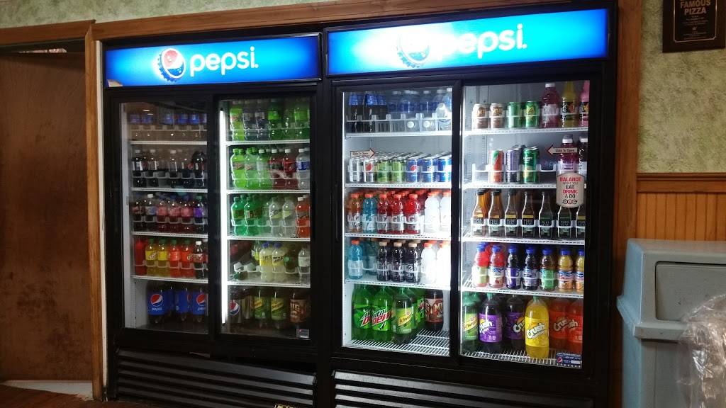 Libertys Famous Pizza | restaurant | 61 Nicholas Rd, Framingham, MA 01701, USA | 5088774400 OR +1 508-877-4400