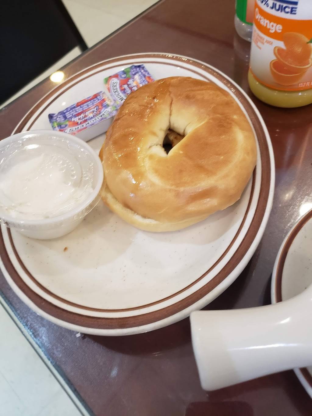 Club Car Cafe | restaurant | 18497 Dunne Ave, Parksley, VA 23421, USA | 7576657822 OR +1 757-665-7822