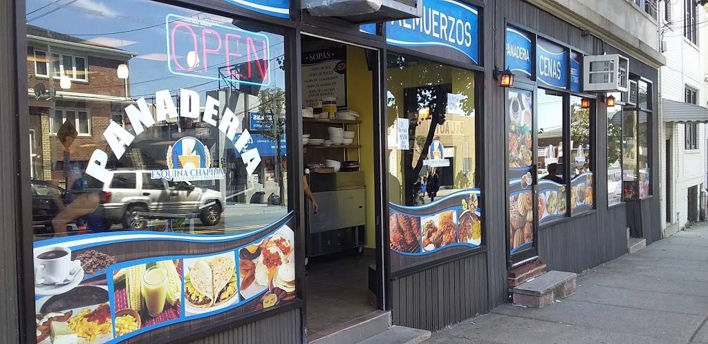Esquina Chapina Restaurante Y Panaderia | restaurant | 348 Anderson Ave, Cliffside Park, NJ 07010, USA | 2014966249 OR +1 201-496-6249