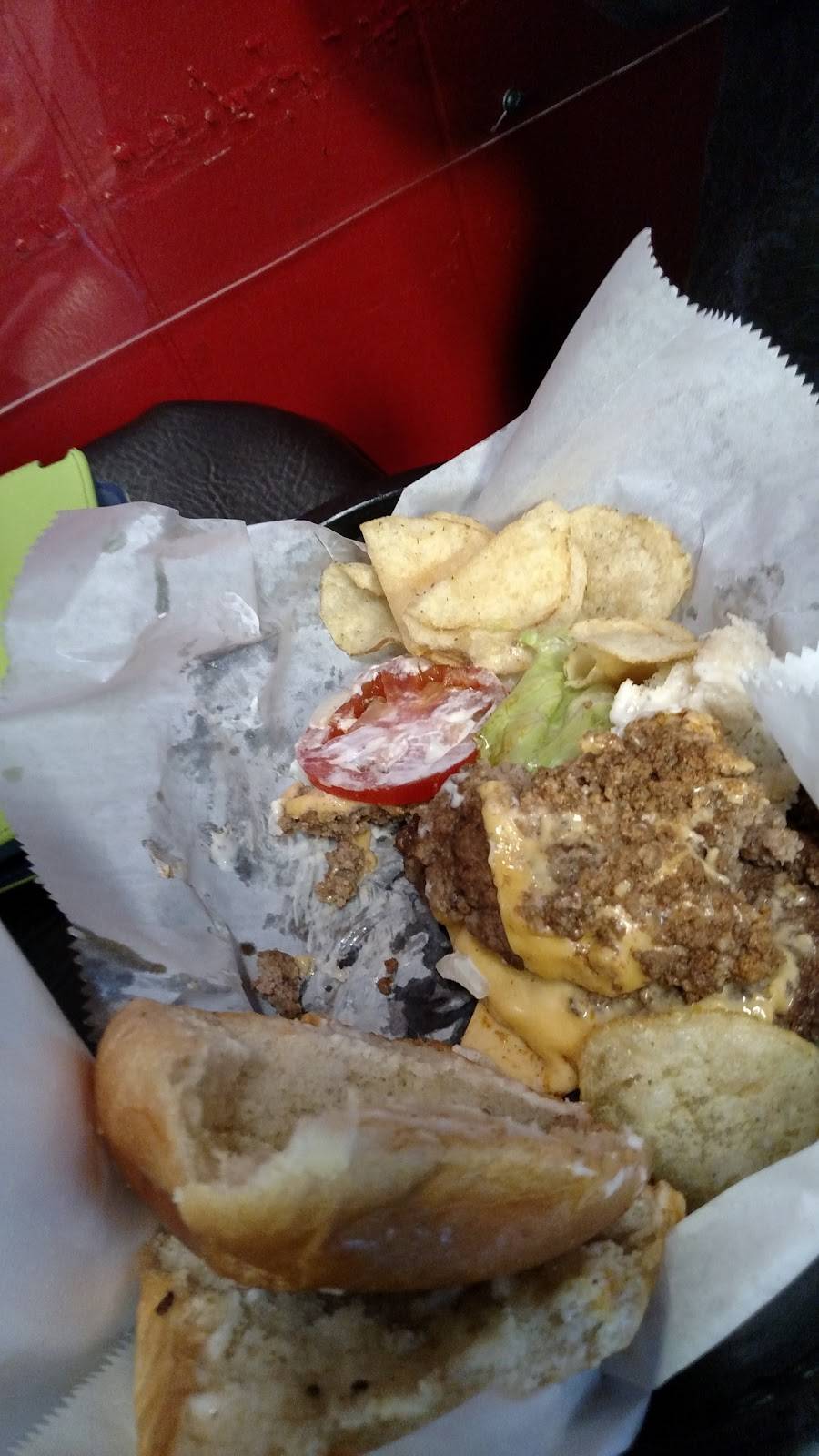 Road Runner Cafe | cafe | 1153 Kincaid Bridge Rd, Winnsboro, SC 29180, USA | 8036351600 OR +1 803-635-1600