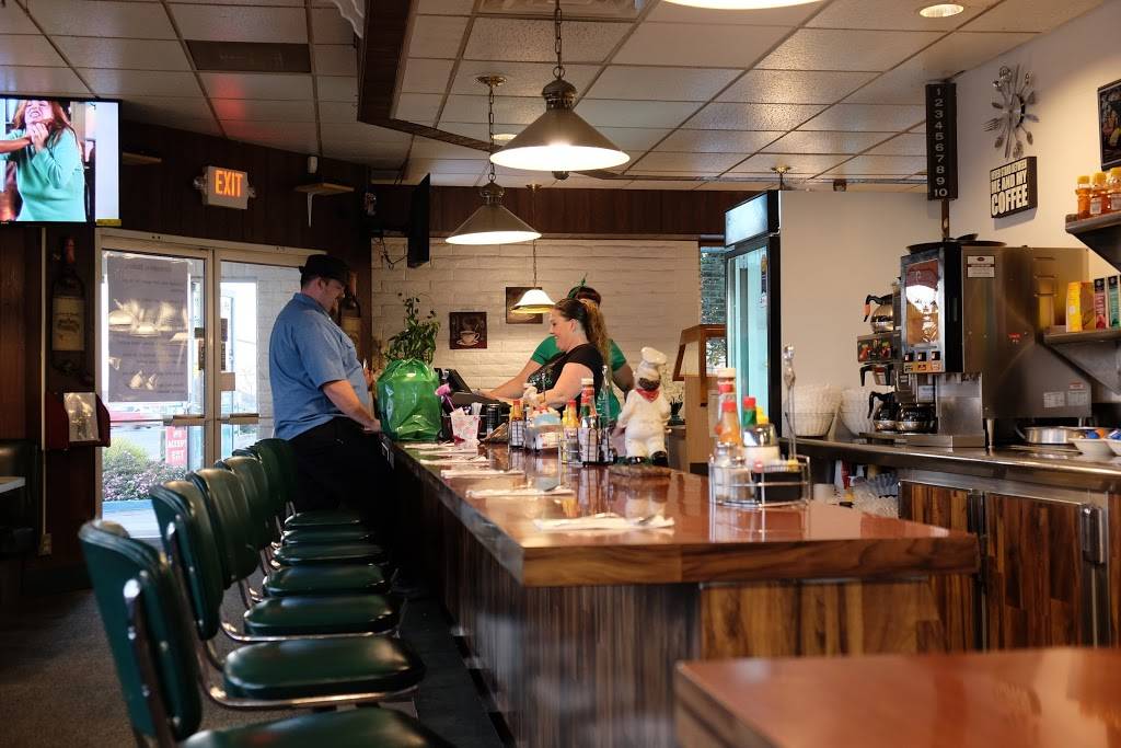 Rogers Diner | restaurant | 11 Green Valley Rd, Freedom, CA 95019, USA | 8317222322 OR +1 831-722-2322