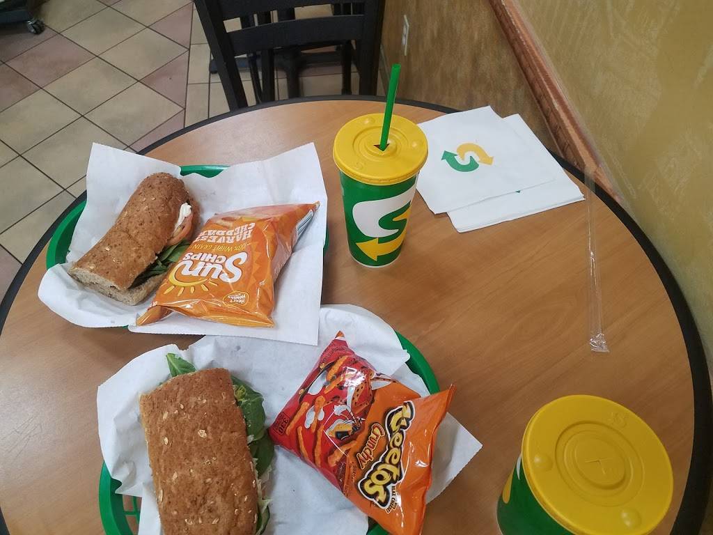 Subway Restaurants | restaurant | 2800 E 1st St, Los Angeles, CA 90033, USA | 3237804740 OR +1 323-780-4740