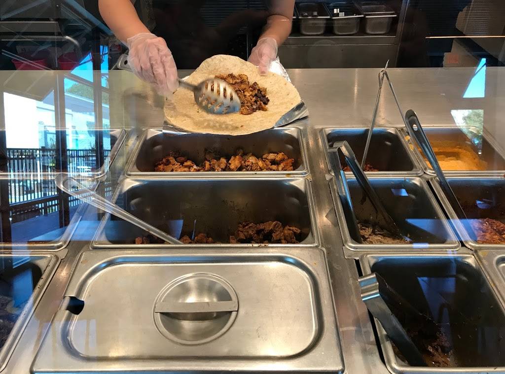 Chipotle Mexican Grill | restaurant | 3901 Old Forest Rd #101, Lynchburg, VA 24501, USA | 4343850328 OR +1 434-385-0328