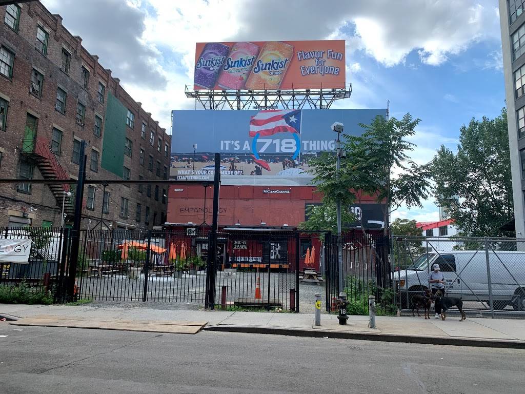 Empanology | restaurant | Brewery, 856 E 136th St, The Bronx, NY 10454, USA | 7184021000 OR +1 718-402-1000