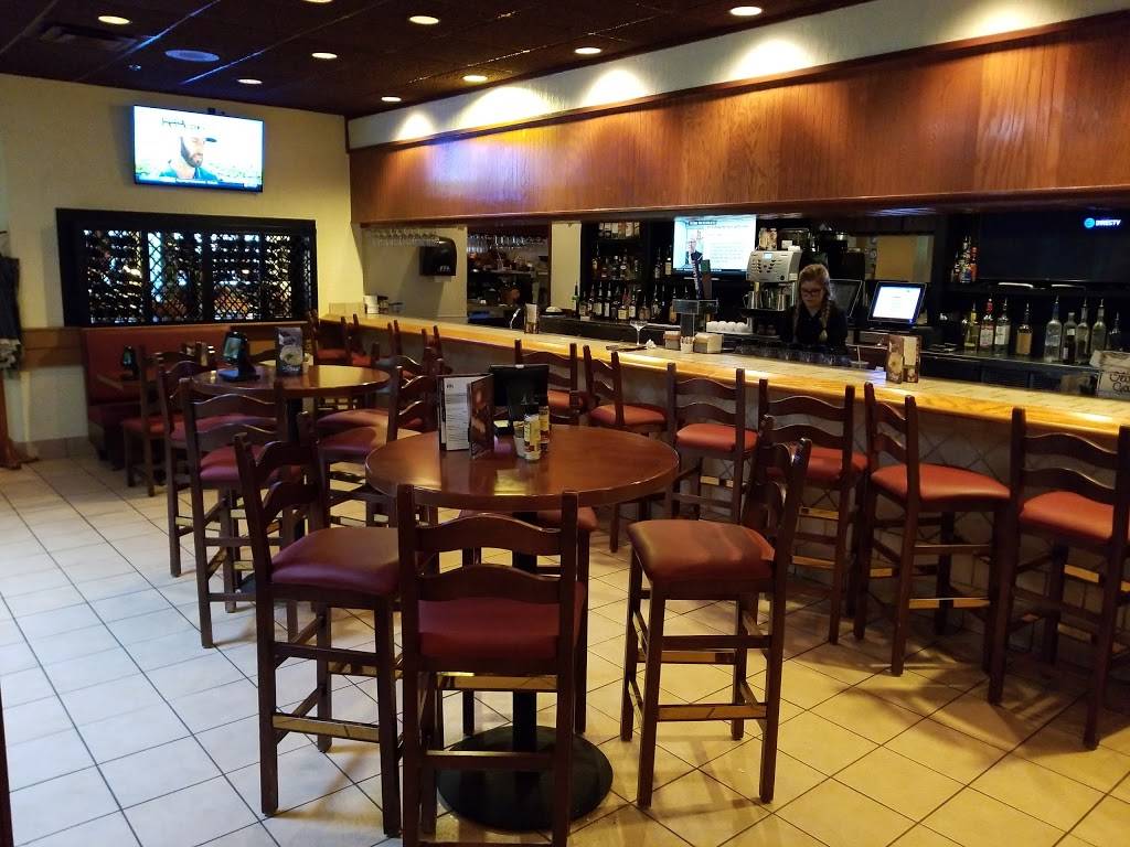 Olive Garden Italian Restaurant | meal takeaway | 367 Collins Rd NE, Cedar Rapids, IA 52402, USA | 3193786401 OR +1 319-378-6401