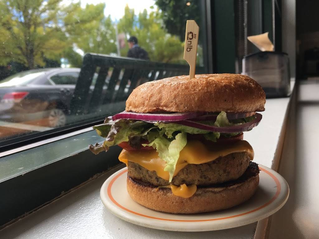 Next Level Burger Roosevelt | restaurant | 1026B NE 64th St, Seattle, WA 98115, USA | 2063190026 OR +1 206-319-0026