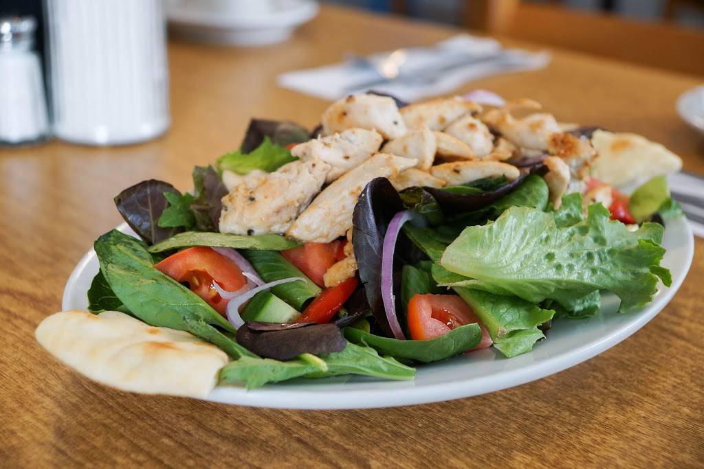 Golden Greek Restaurant | restaurant | 1103 Acushnet Ave, New Bedford, MA 02746, USA | 5089978811 OR +1 508-997-8811