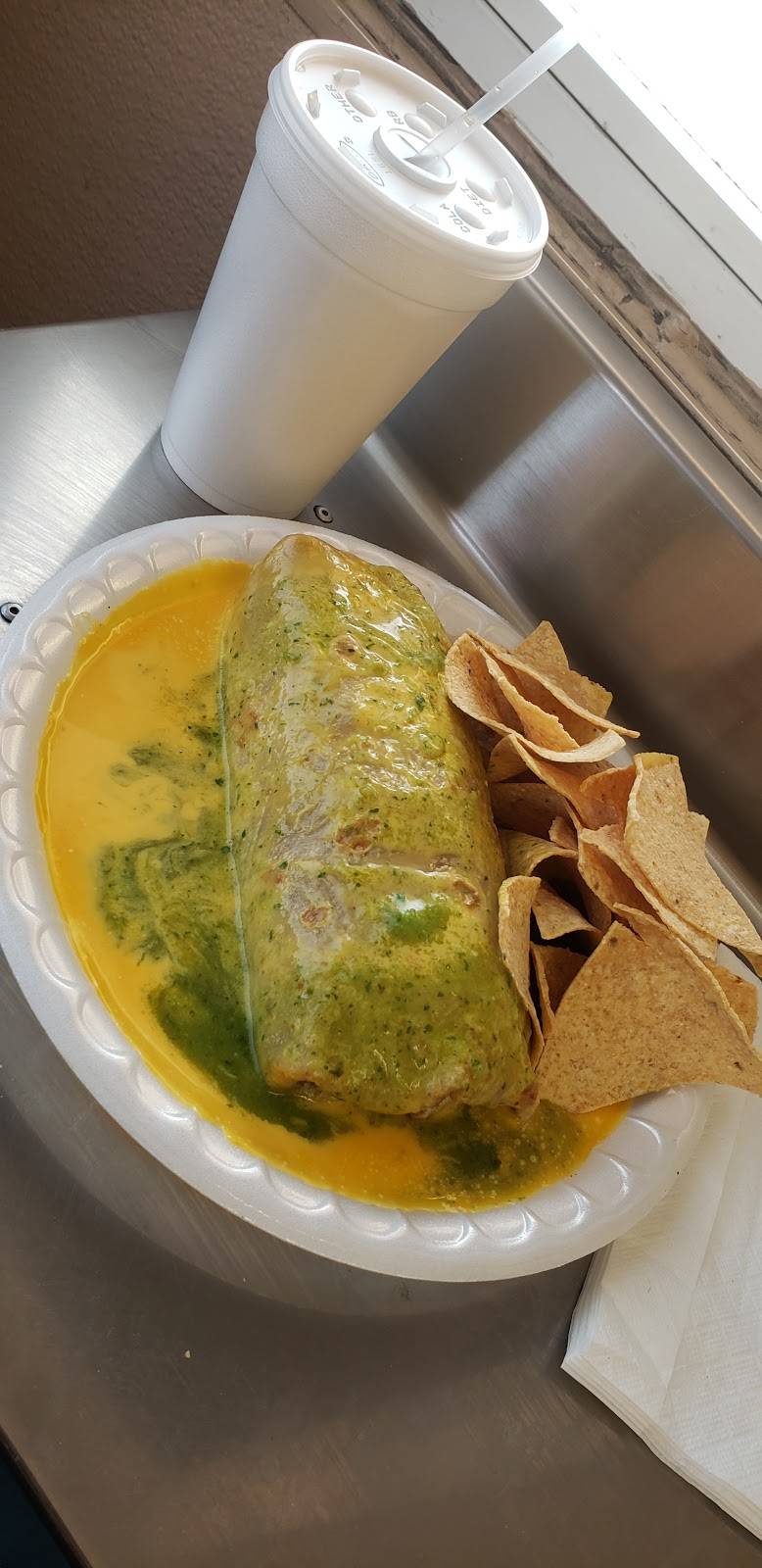 La chiquita Tacos | restaurant | 15046 Valley Blvd, Fontana, CA 92335, USA | 9093579621 OR +1 909-357-9621