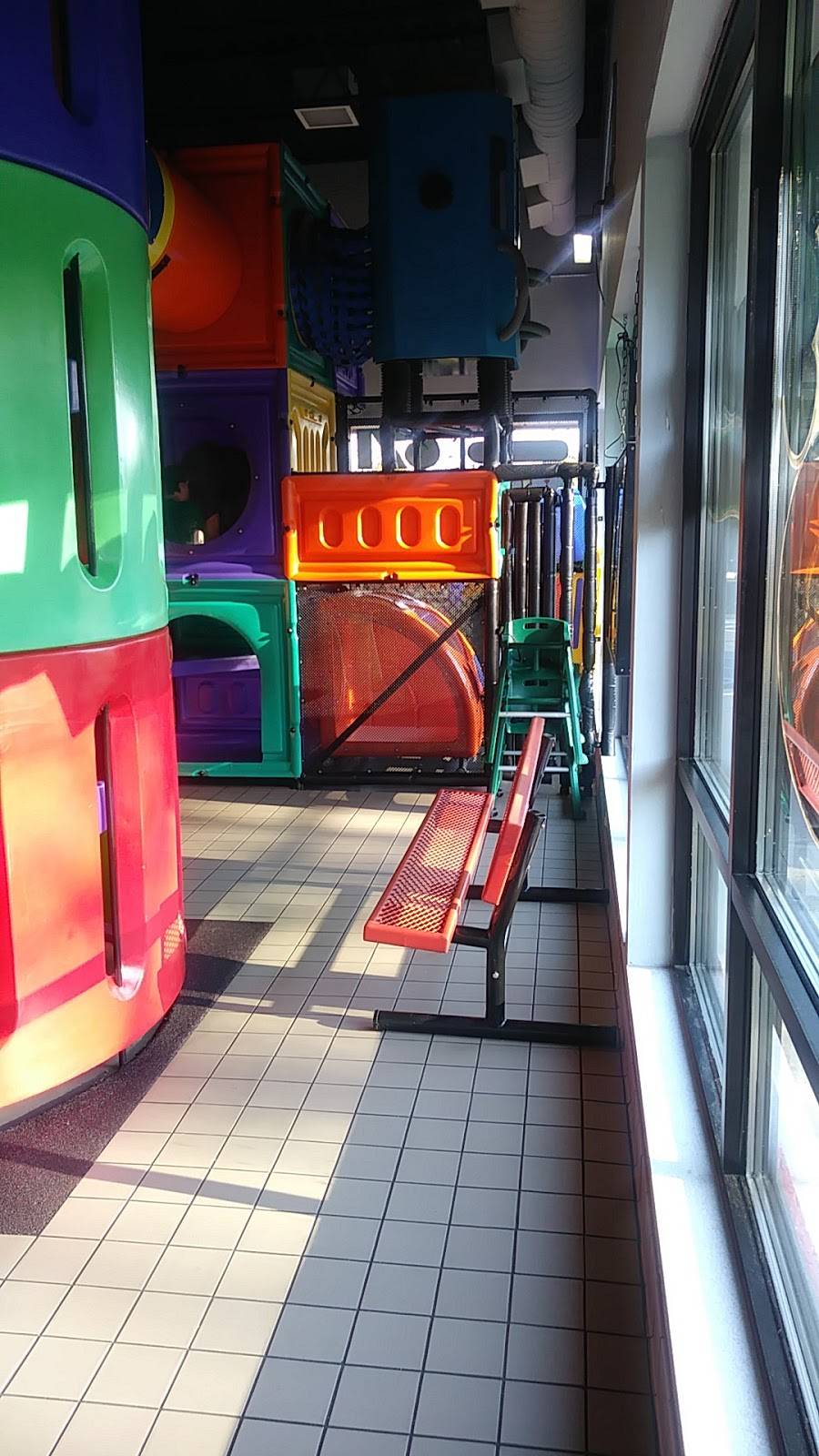 McDonalds | cafe | 925 NJ-35, Middletown, NJ 07748, USA | 7326710925 OR +1 732-671-0925