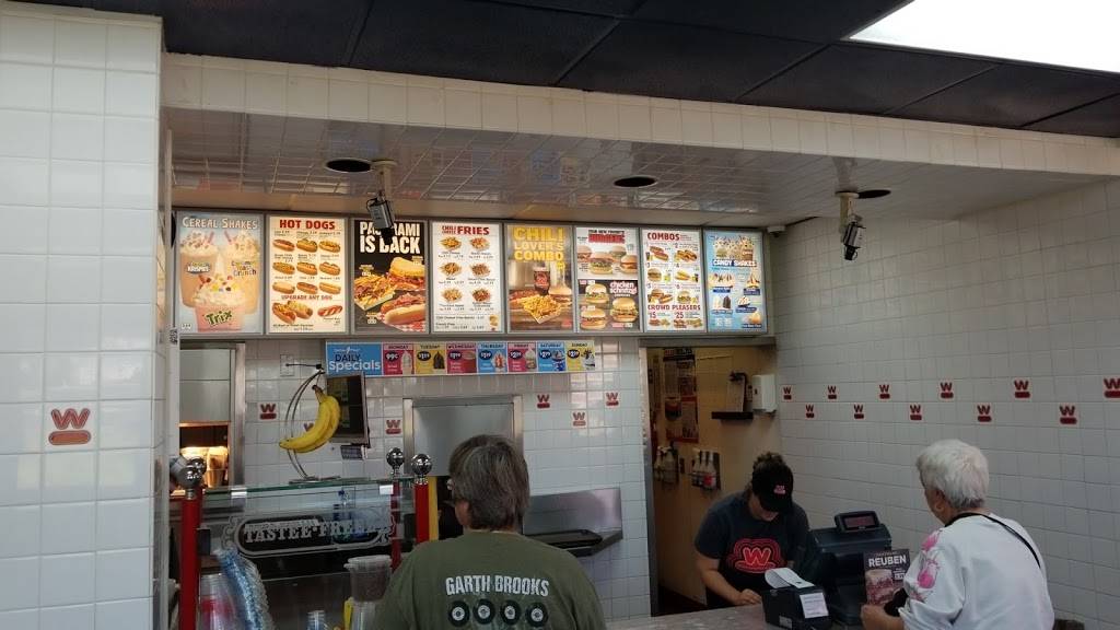 Wienerschnitzel | restaurant | 3513 W Florida Ave, Hemet, CA 92545, USA | 9517659919 OR +1 951-765-9919