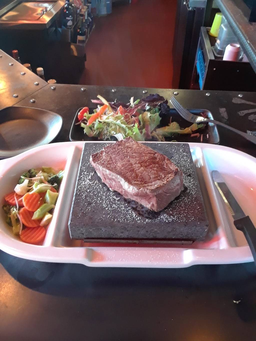 Black Rock Saloon and Grill | restaurant | 2300 E Lamar Blvd, Arlington, TX 76006, USA | 8176172793 OR +1 817-617-2793