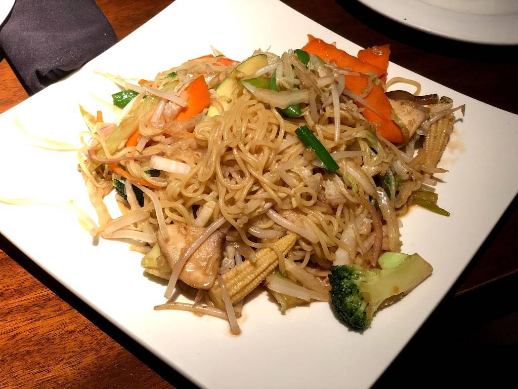 Le Shio | restaurant | 2303 Concord Pike, Wilmington, DE 19803, USA | 3028880145 OR +1 302-888-0145