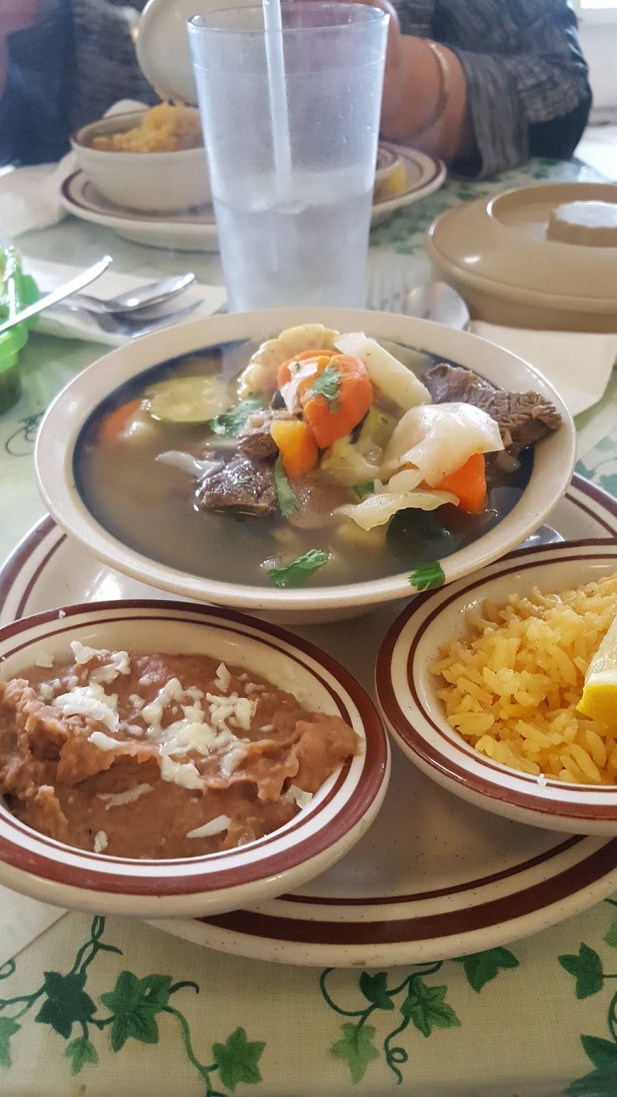 Marias Cafe | restaurant | 120 E Market St, Stockton, CA 95202, USA | 2094644135 OR +1 209-464-4135