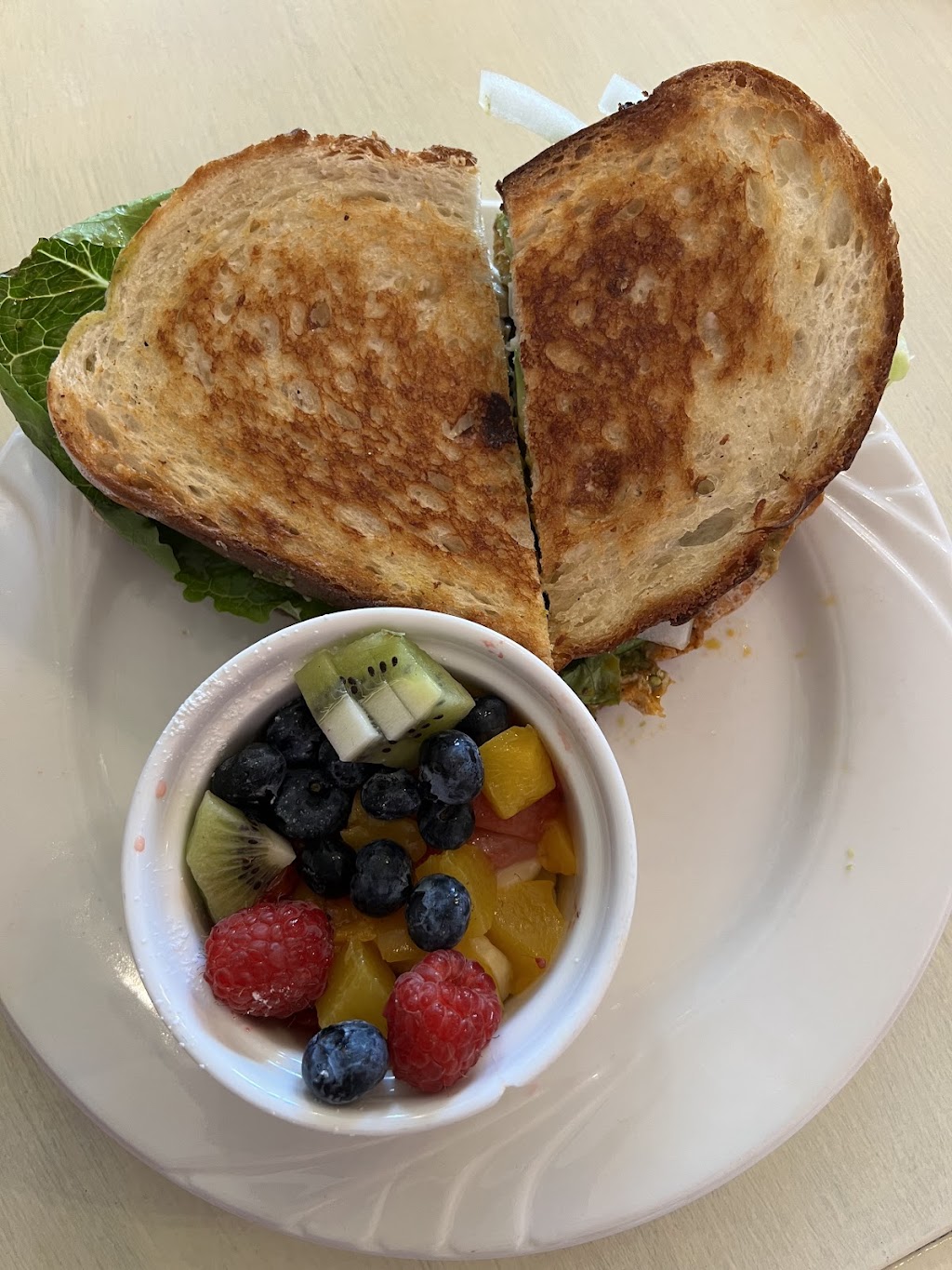 Dulce Mami Café | restaurant | 1 Riverside Rd, Riverside, IL 60546, USA | 7087771233 OR +1 708-777-1233