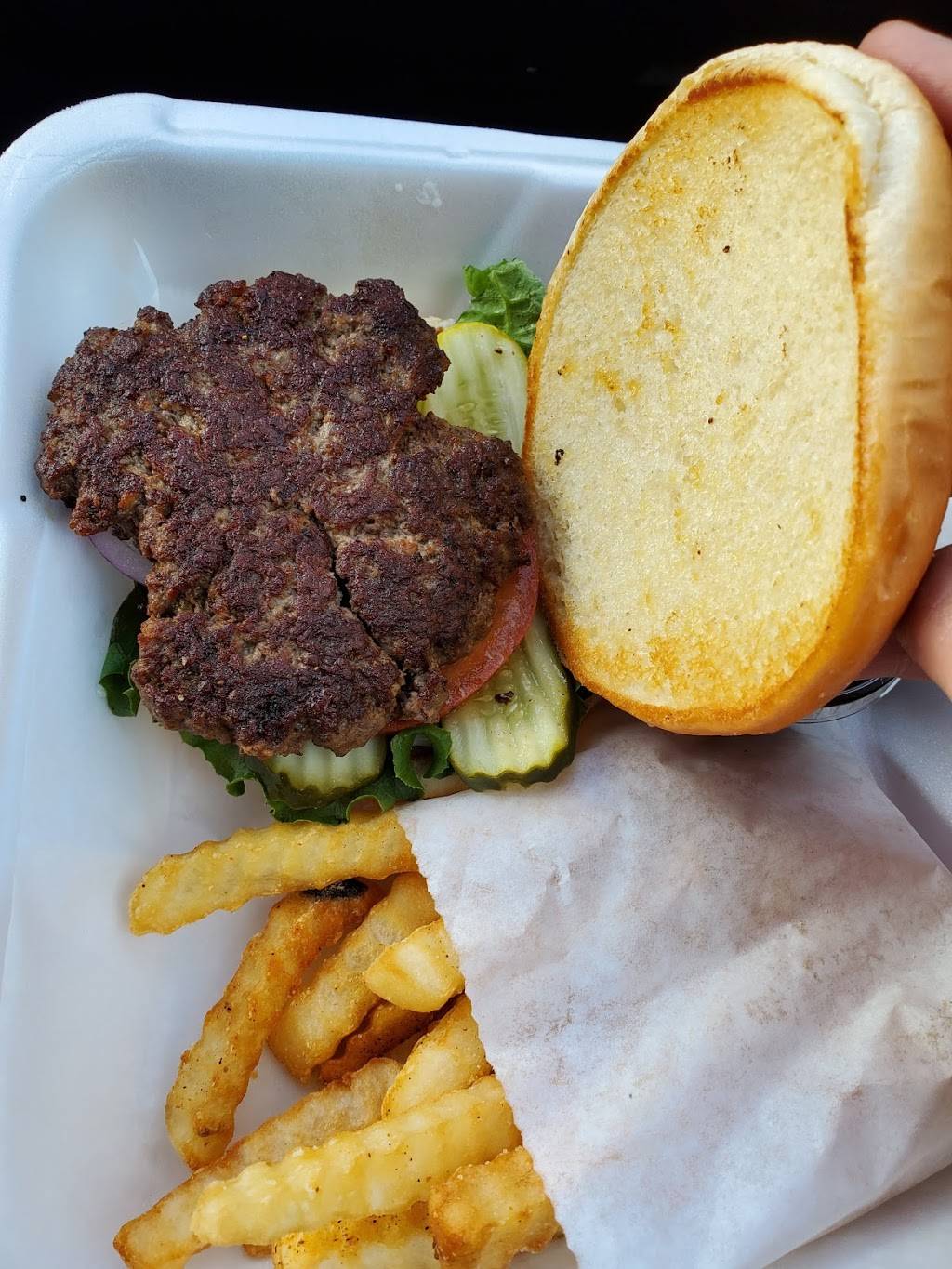 Wing Shack-Cheeseburger Grill | restaurant | 305 Sylamore Ave, Mountain View, AR 72560, USA | 8702699464 OR +1 870-269-9464