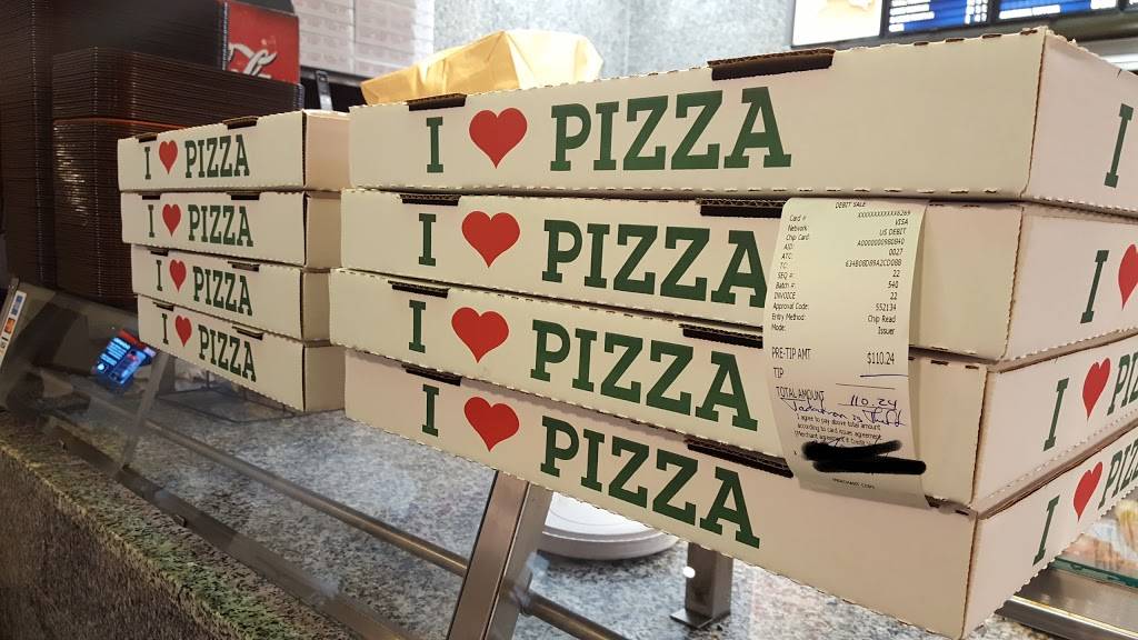 Two Brothers Pizza | restaurant | 204 Strawberry St, Harrisburg, PA 17101, USA | 7172337540 OR +1 717-233-7540