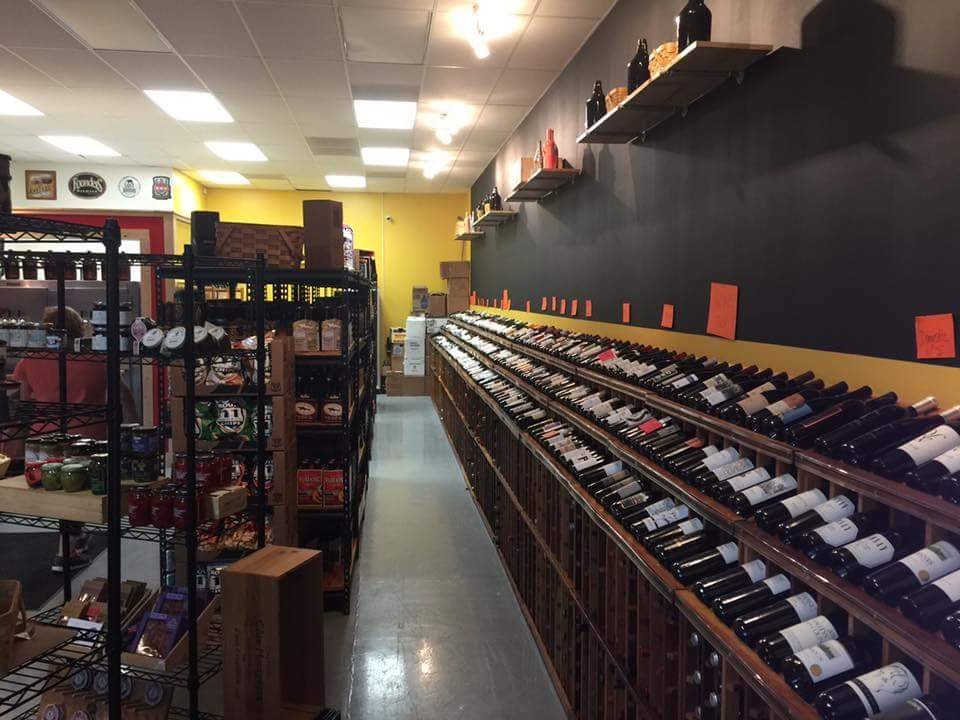 Red White Bleu & Brew | restaurant | 4207 Germanna Hwy, Locust Grove, VA 22508, USA | 5404120820 OR +1 540-412-0820