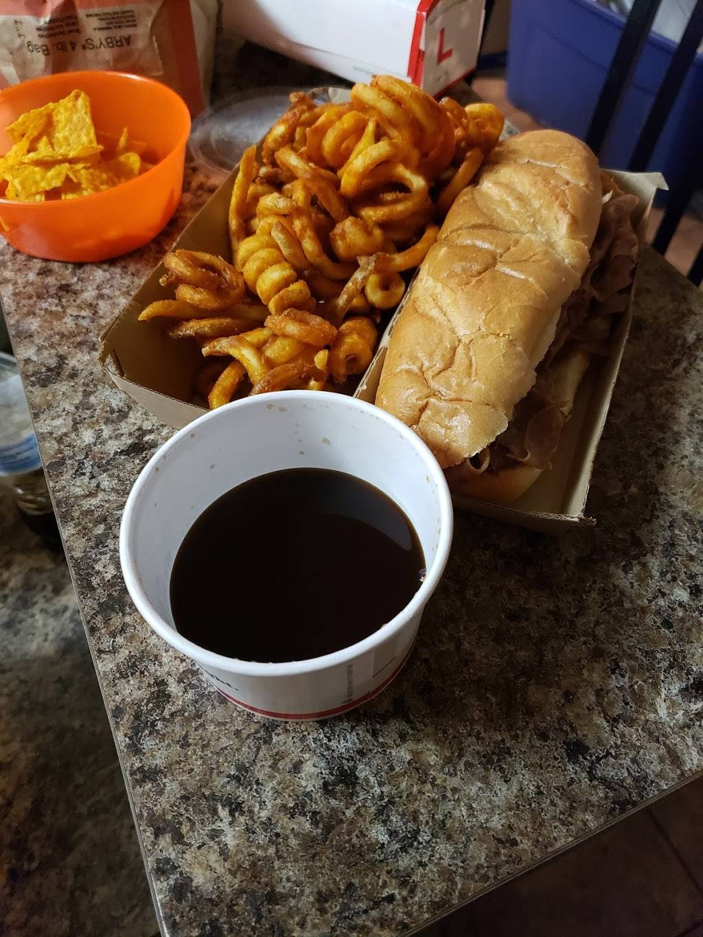 Arbys | restaurant | 5275 S Palo Verde Rd, Tucson, AZ 85706, USA | 5208897797 OR +1 520-889-7797