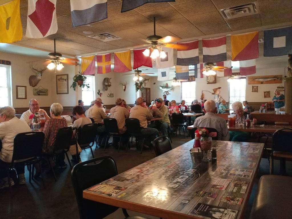 Hucks Catfish | restaurant | 2811 Trail Dr, Denison, TX 75020, USA | 9033370033 OR +1 903-337-0033
