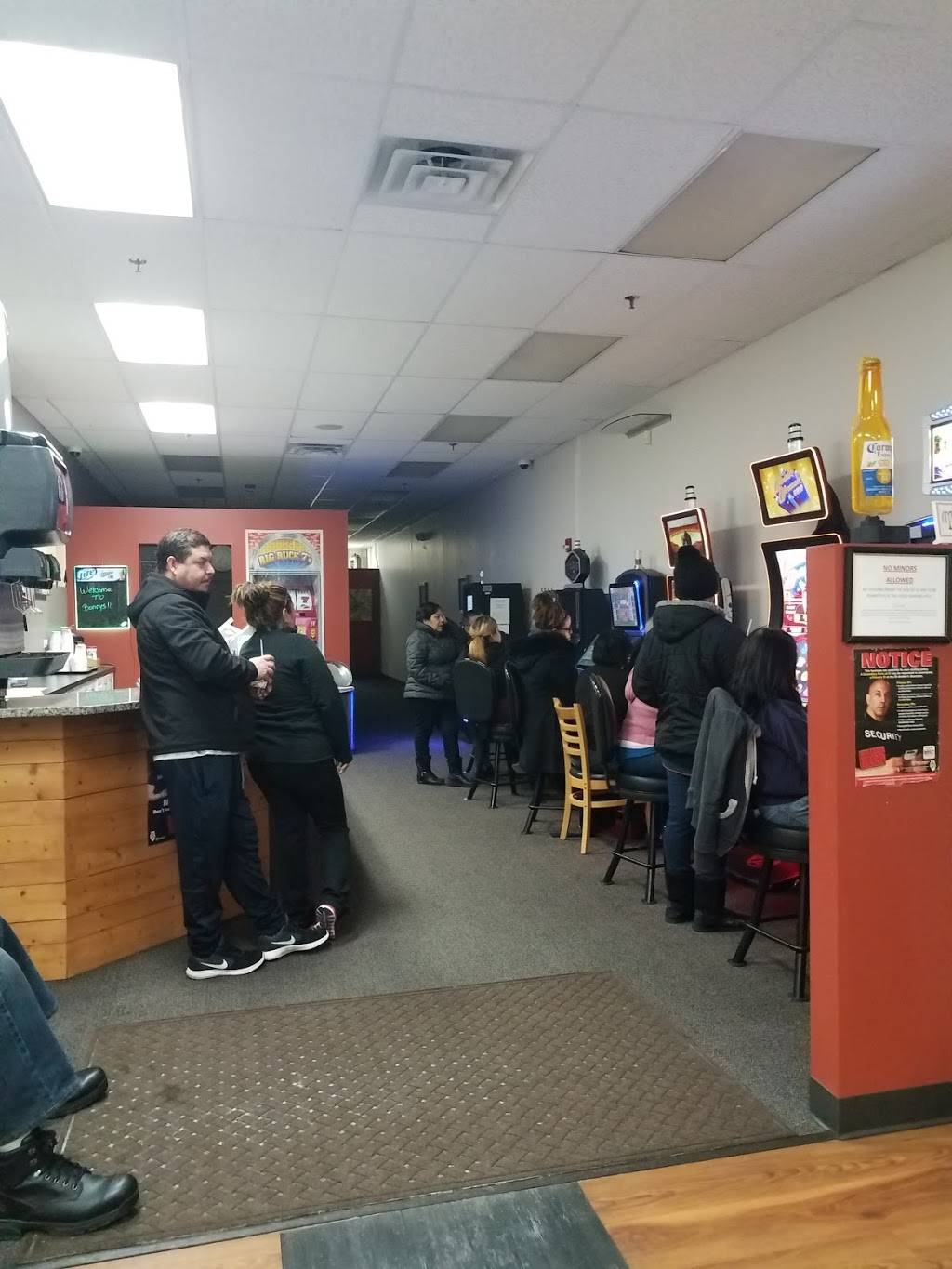 Bonnys Bistro | restaurant | 2694 Belvidere Rd, Waukegan, IL 60085, USA | 8477828809 OR +1 847-782-8809