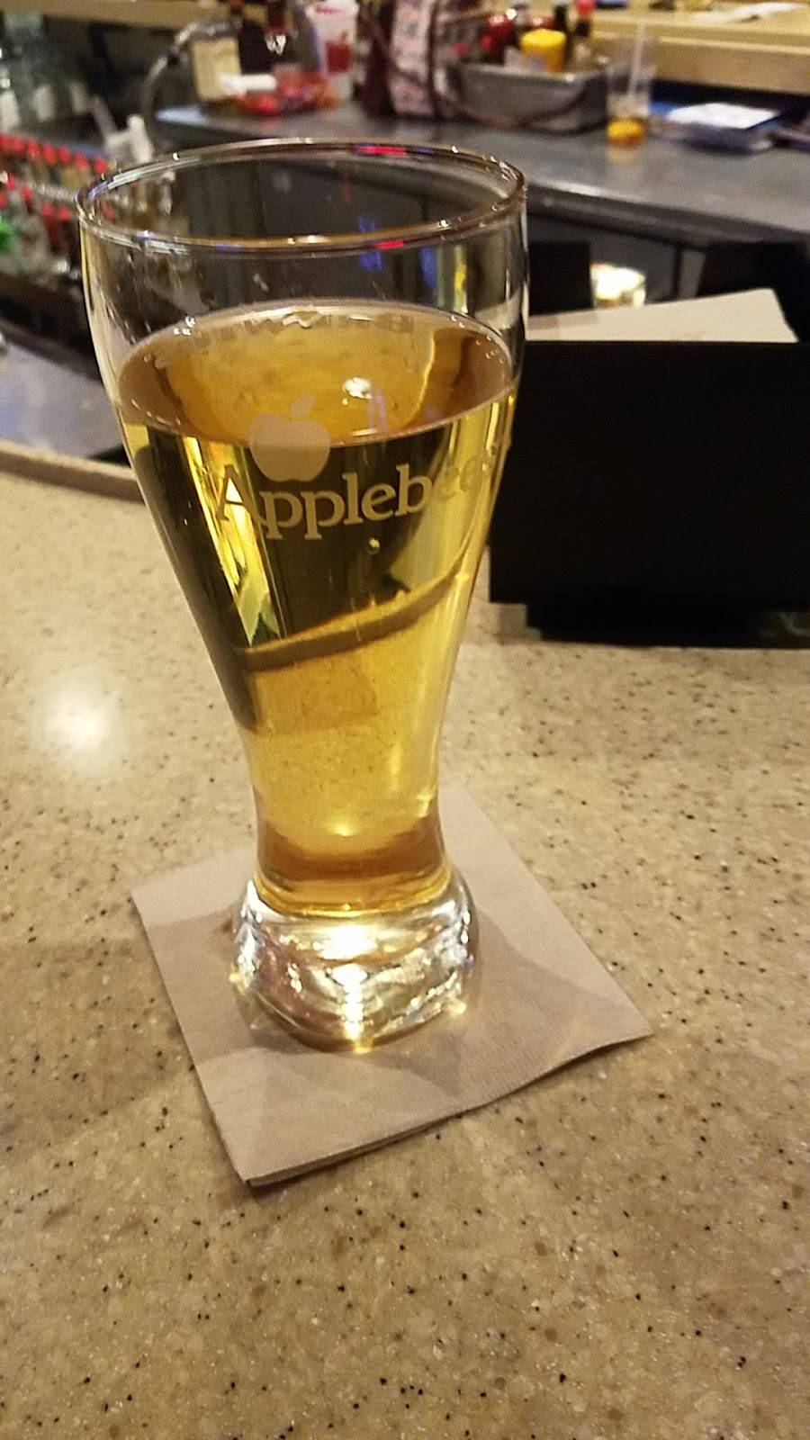 Applebees Grill + Bar | restaurant | 1440 E Main St, Wytheville, VA 24382, USA | 2762234404 OR +1 276-223-4404