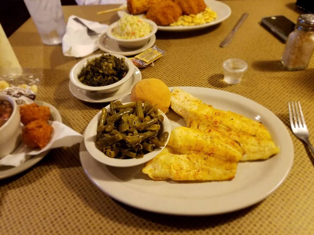 The Hungry Pelican | restaurant | 5412 Bardstown Rd, Fern Creek, KY 40291, USA | 5022397145 OR +1 502-239-7145