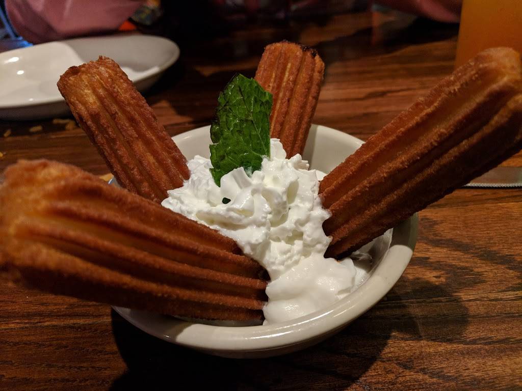 El Vecino Tex Mex | restaurant | 718 N Buckner Blvd, Dallas, TX 75218, USA | 4698026060 OR +1 469-802-6060