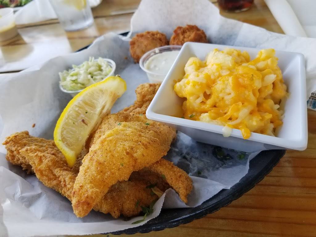 Blue Moon Waterfront Grille | restaurant | 525 Basswood Dr, Nashville, TN 37209, USA | 6153566666 OR +1 615-356-6666