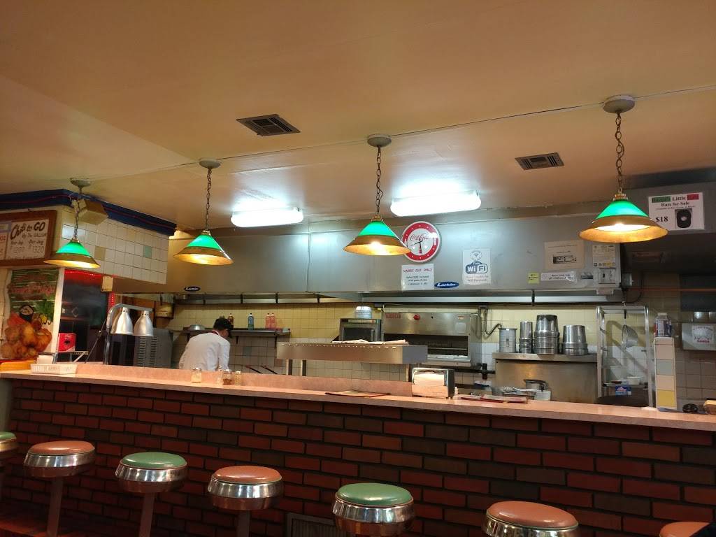 Roccos Little Italy | restaurant | 1345 4th Ave, Huntington, WV 25701, USA | 3045292400 OR +1 304-529-2400