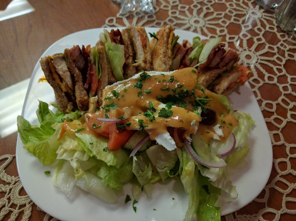 Stellas Lunch & Grill | restaurant | 10 Planchet Rd, Concord, ON L4K 2C8, Canada | 9057381028 OR +1 905-738-1028