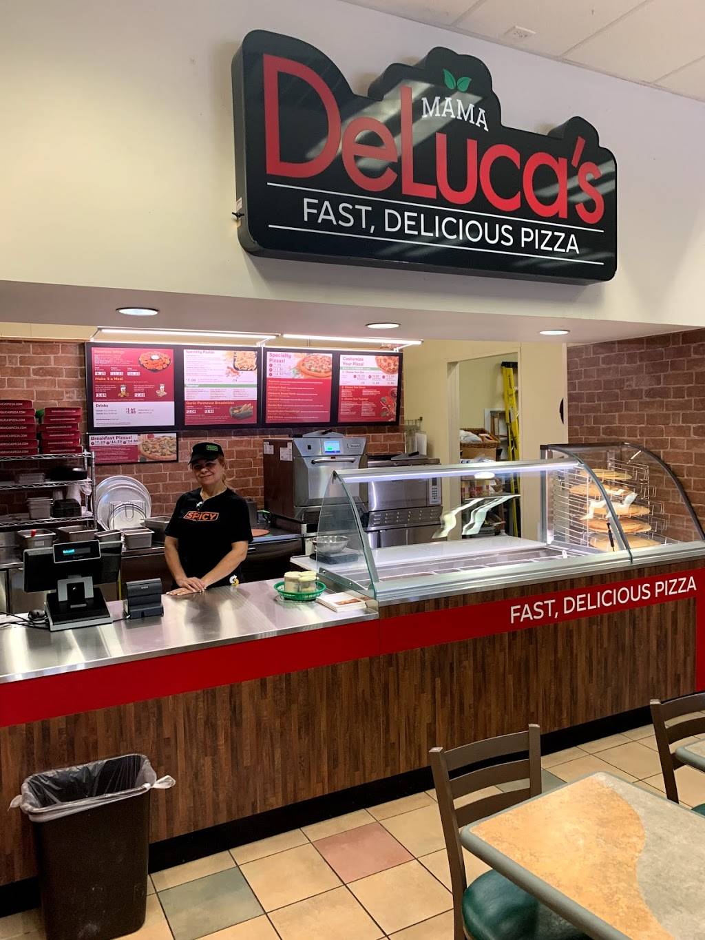 Mama DeLucas | restaurant | 3835 White Lake Blvd, Naples, FL 34117, USA | 2393040632 OR +1 239-304-0632