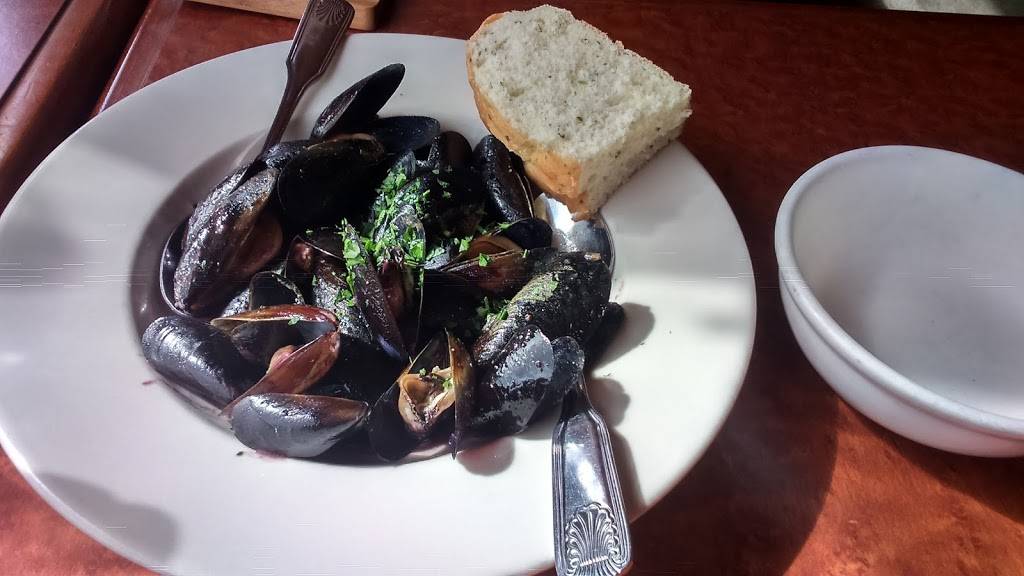 rustica cafe - wine bar - kitchen | restaurant | 670 SE Pioneer Way #102, Oak Harbor, WA 98277, USA | 3606754053 OR +1 360-675-4053