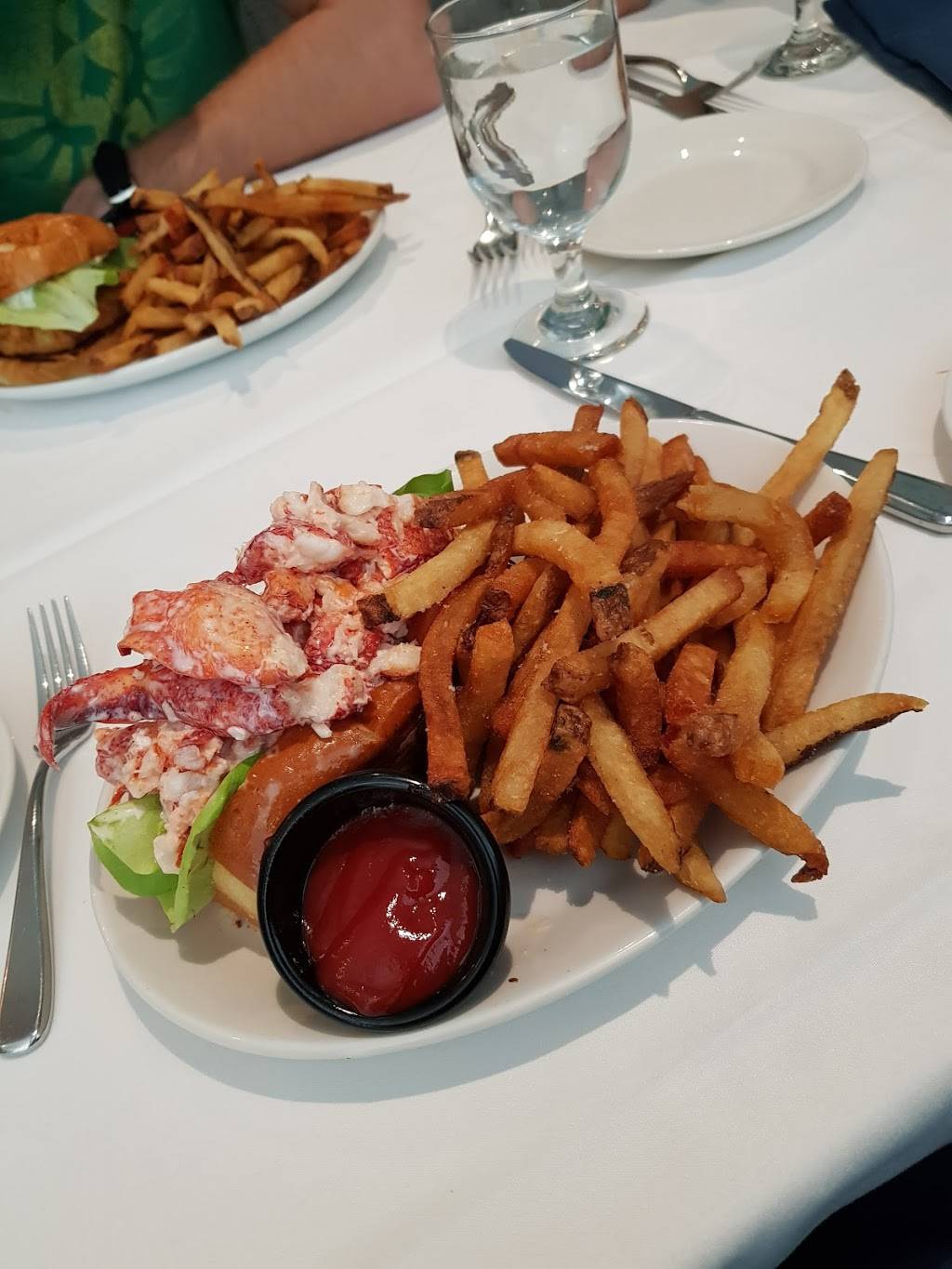 Dal Maré | restaurant | 24 West St, Beverly, MA 01915, USA | 9789229221 OR +1 978-922-9221