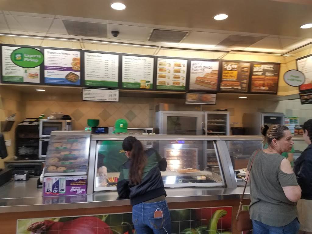 Subway Restaurants | restaurant | 2800 E 1st St, Los Angeles, CA 90033, USA | 3237804740 OR +1 323-780-4740