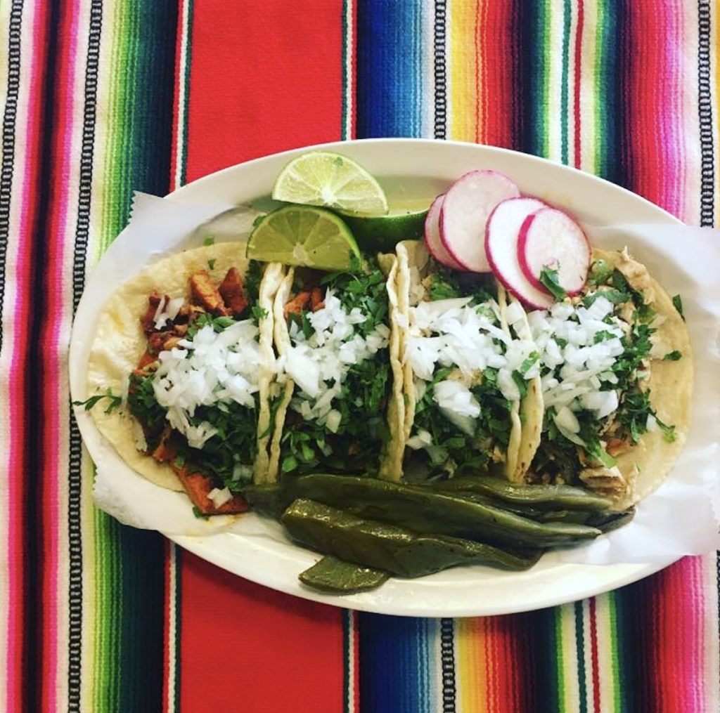 El Mole Poblano Restaurant | restaurant | 4316 New York Ave, Union City, NJ 07087, USA | 2016010202 OR +1 201-601-0202