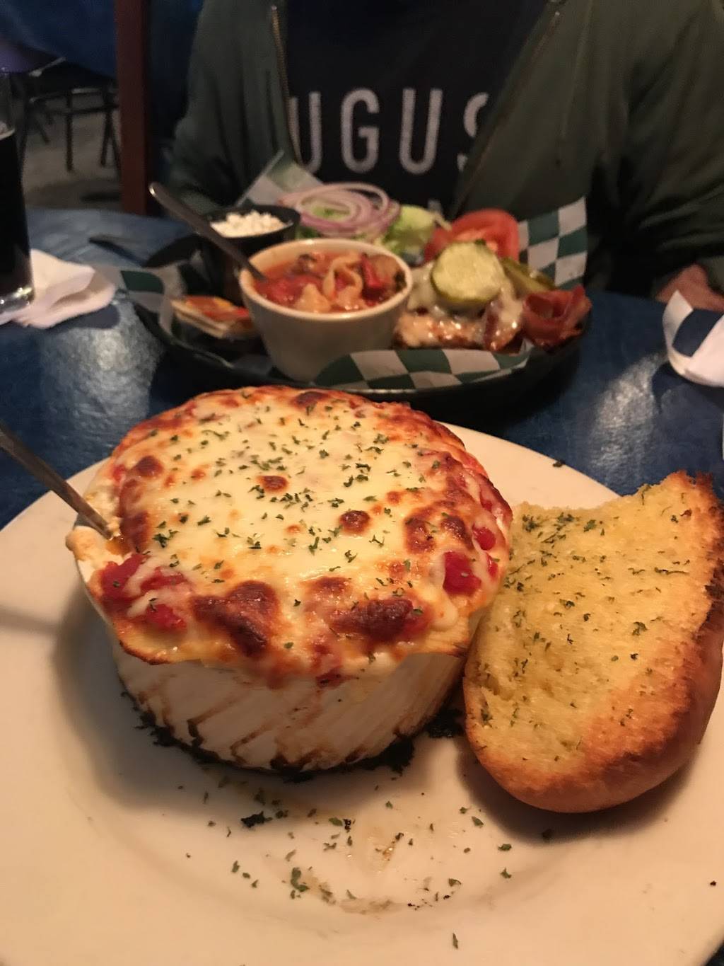 Nasos Marion | restaurant | 453 7th Ave, Marion, IA 52302, USA | 3193779066 OR +1 319-377-9066