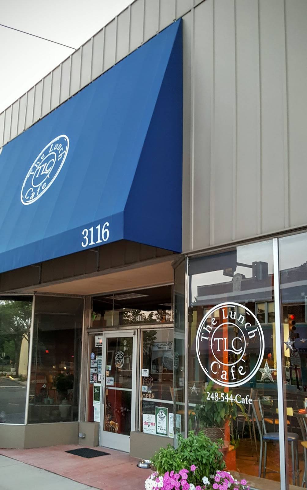 The Lunch Cafe | restaurant | 3116 Twelve Mile Rd, Berkley, MI 48072, USA | 2485442233 OR +1 248-544-2233