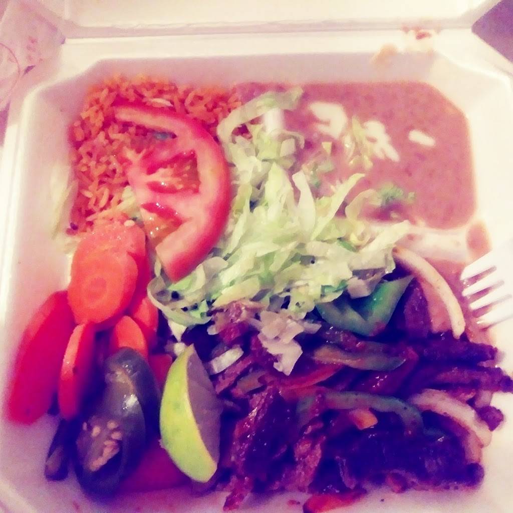 Taqueria El Cazador | restaurant | 1904 Ambassador Caffery Pkwy, Lafayette, LA 70506, USA | 3374420463 OR +1 337-442-0463