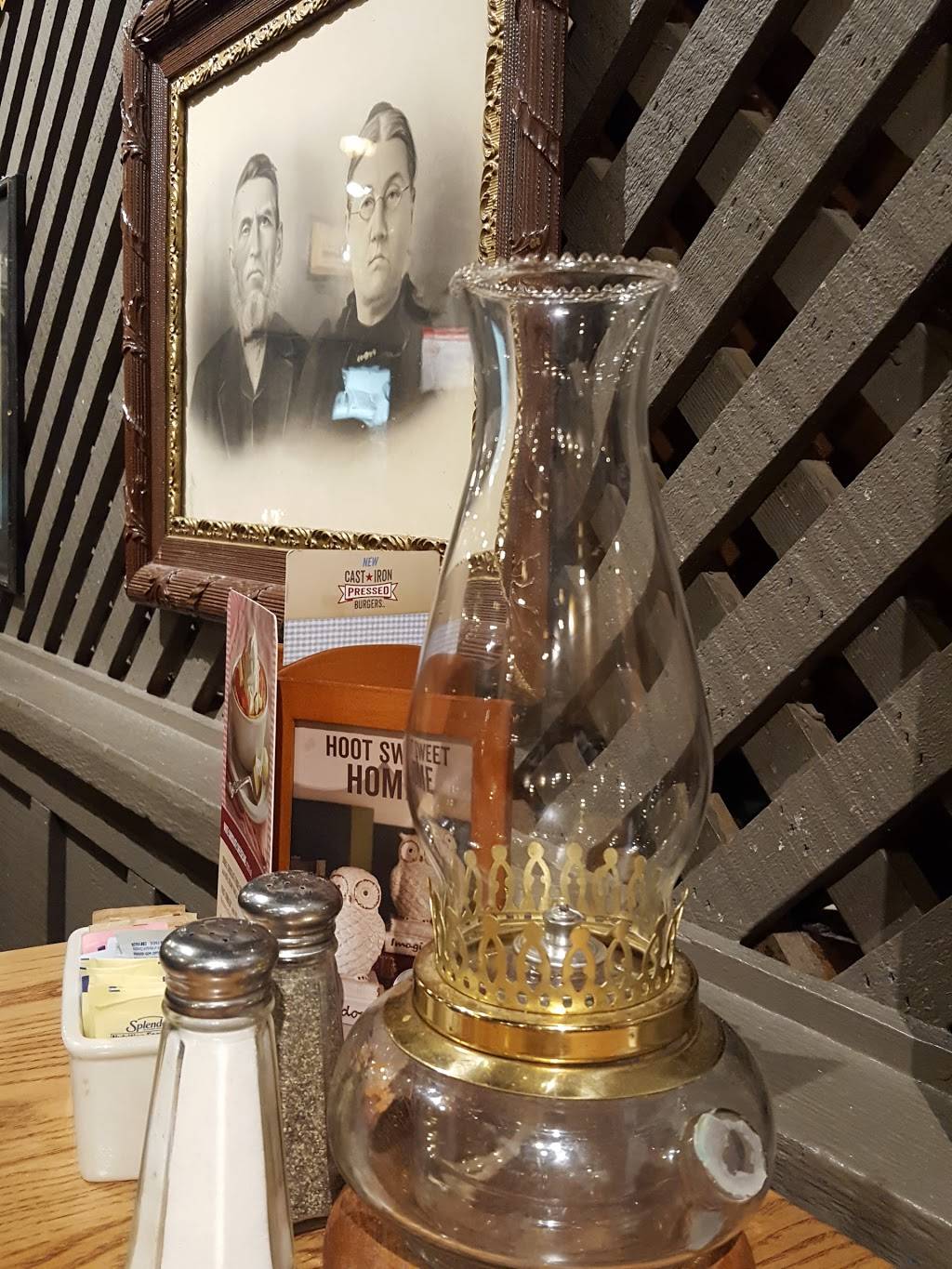 Cracker Barrel Old Country Store | restaurant | 101 Lect Dr, Perry, GA 31069, USA | 4789872242 OR +1 478-987-2242