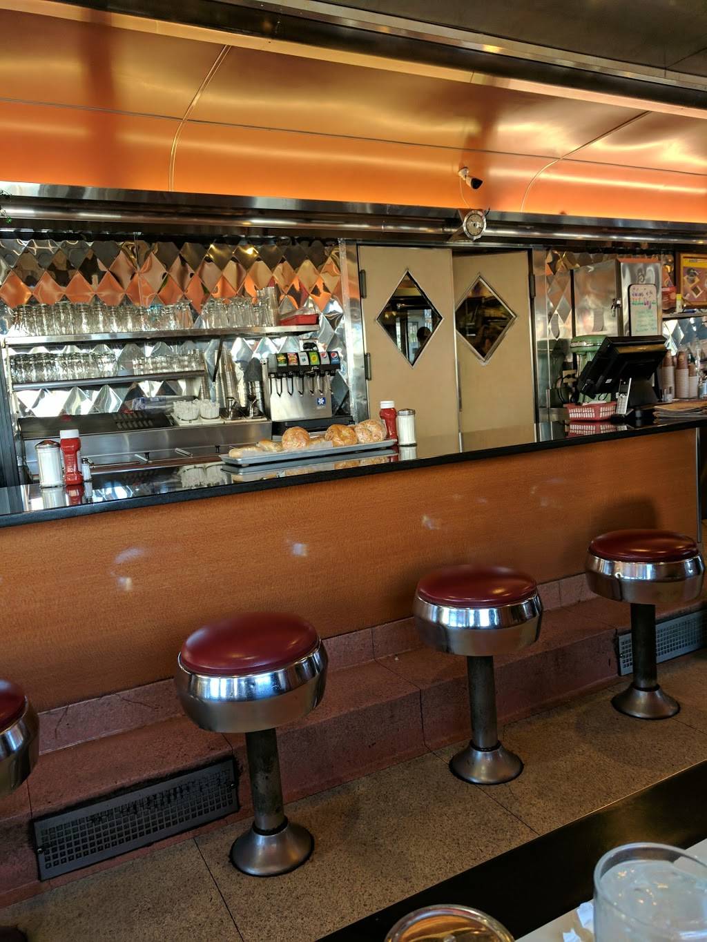 Miss America Diner | restaurant | 322 West Side Ave, Jersey City, NJ 07305, USA | 2013335468 OR +1 201-333-5468