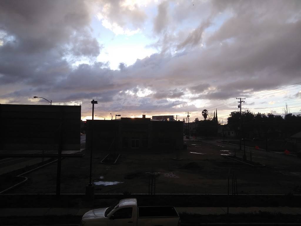 Frosty Queen | restaurant | 1850 Van Ness Ave, Fresno, CA 93721, USA | 5597217445 OR +1 559-721-7445