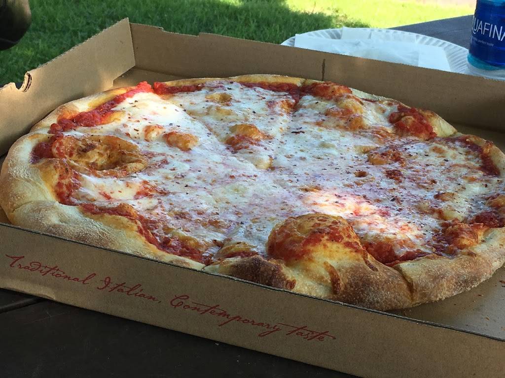 Little Italy Pizzeria | restaurant | 23 Main St, Saranac Lake, NY 12983, USA | 5188919000 OR +1 518-891-9000