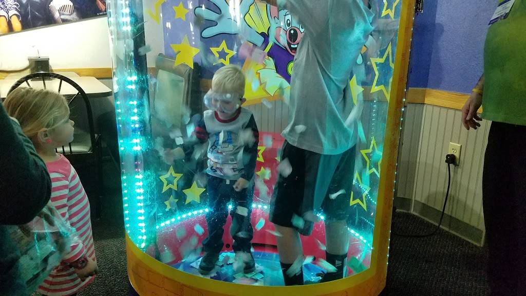 Chuck E. Cheeses | restaurant | 2345 Valley Loop Rd, Springfield, OH 45504, USA | 9373244155 OR +1 937-324-4155