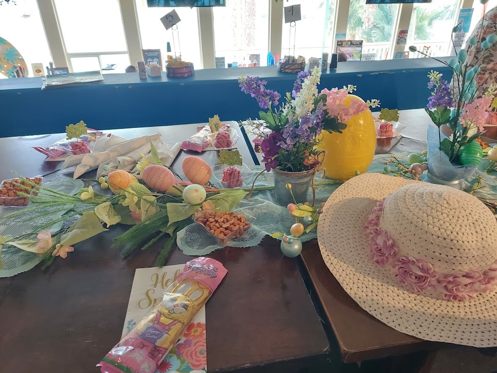 CoVeu Drinkery and Eatery | restaurant | 2247 Clearwater Dr, Bullhead City, AZ 86442, USA | 9282995012 OR +1 928-299-5012